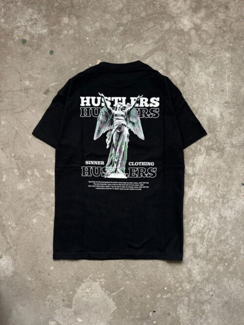 REMERA OVER CLOTHING NEGRA